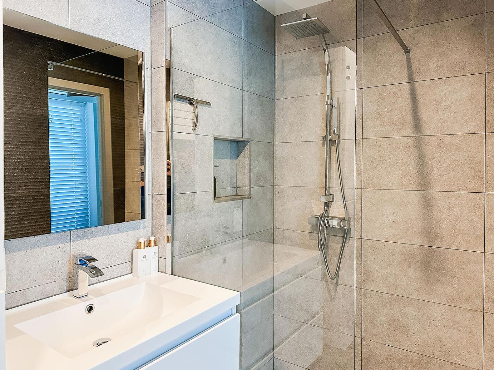 Modern Appartement Centrum Oostende Met Enorm Dakterras Екстериор снимка